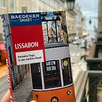 Quarto Com Varanda Centro De Lisboa